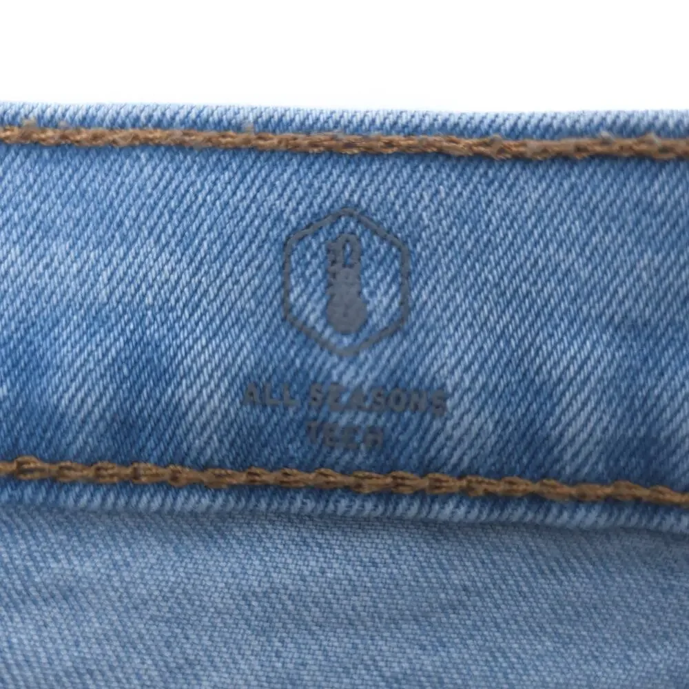 Levis Women 511 All Season Tech Comfort Stretch Lightwash Distress Classic 31x29 - Picture 6 of 14